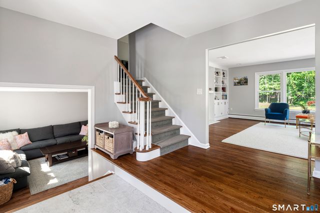 121 Thornwood Road, Stamford, CT 06903