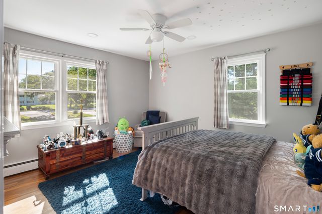 121 Thornwood Road, Stamford, CT 06903