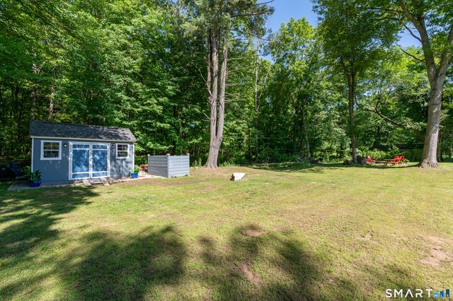 121 Thornwood Road, Stamford, CT 06903