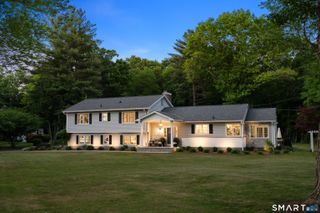 121 Thornwood Road, Stamford, CT 06903
