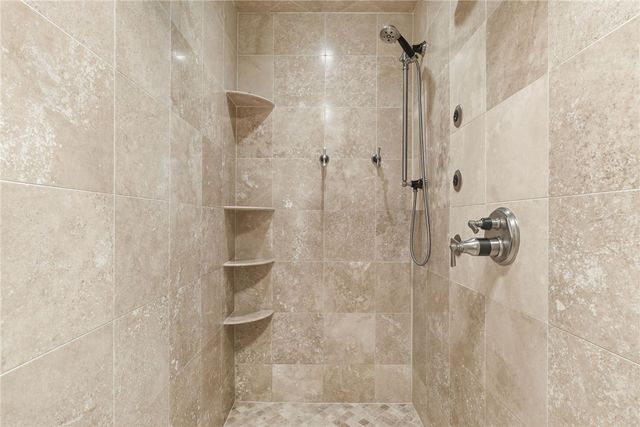 2001 Old Orchard PLACE, Adams Twp, PA 15044