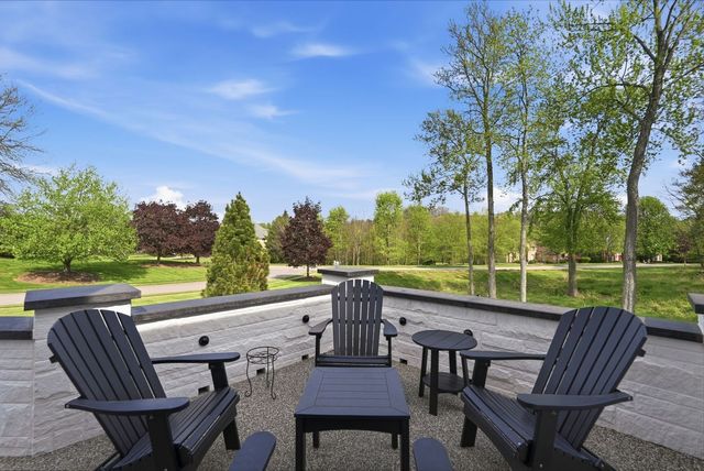 2001 Old Orchard PLACE, Adams Twp, PA 15044