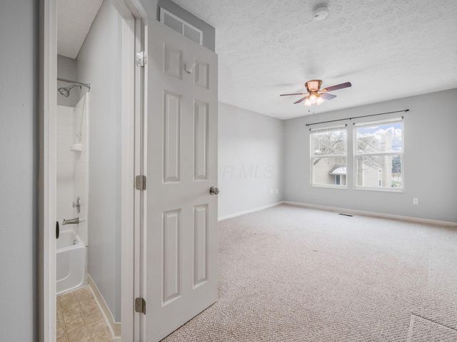 3438 Eastwoodlands Trail, Hilliard, OH 43026