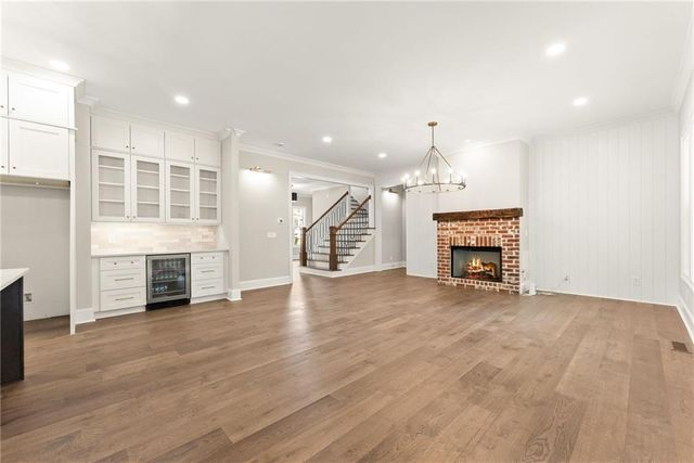 1017 Hartwell Crossing, Gainesville, GA 30501