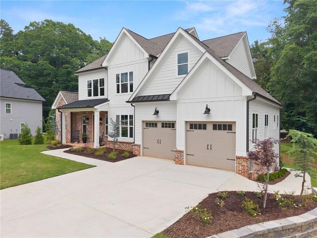 1017 Hartwell Crossing, Gainesville, GA 30501