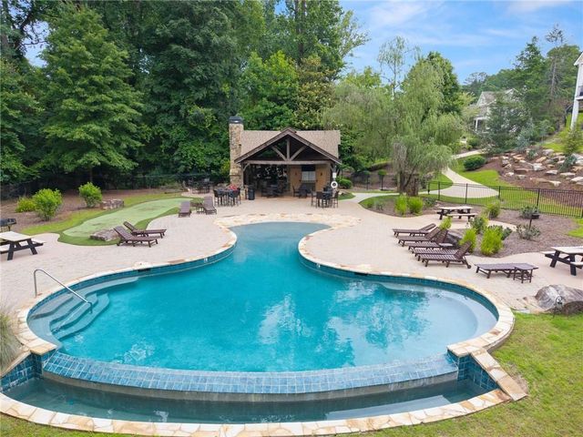 1017 Hartwell Crossing, Gainesville, GA 30501
