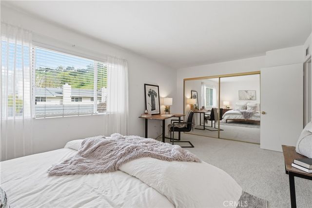 26242 Alizia Canyon, Calabasas, CA 91302