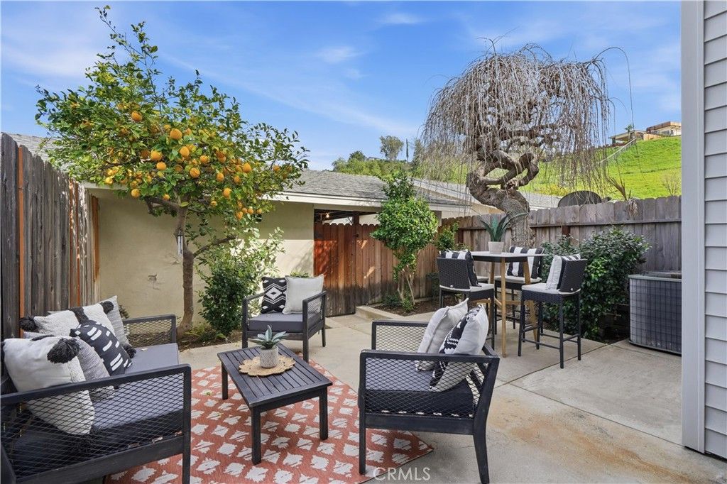 Image 17 of property listing at 26242 Alizia Canyon, Calabasas, CA 91302