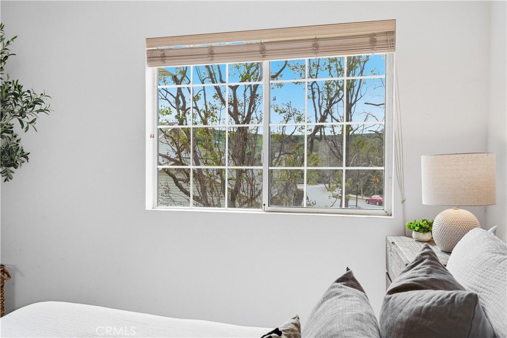 Image 8 of property listing at 26242 Alizia Canyon, Calabasas, CA 91302