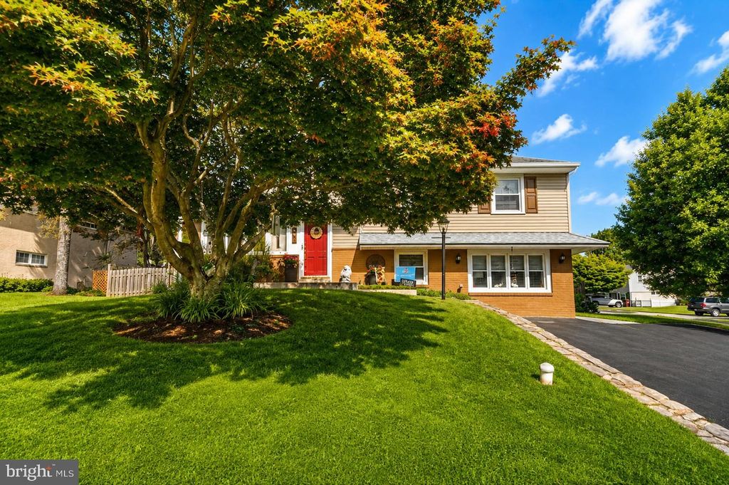 260 N CENTRAL BLVD, BROOMALL, PA 19008 — photo 2