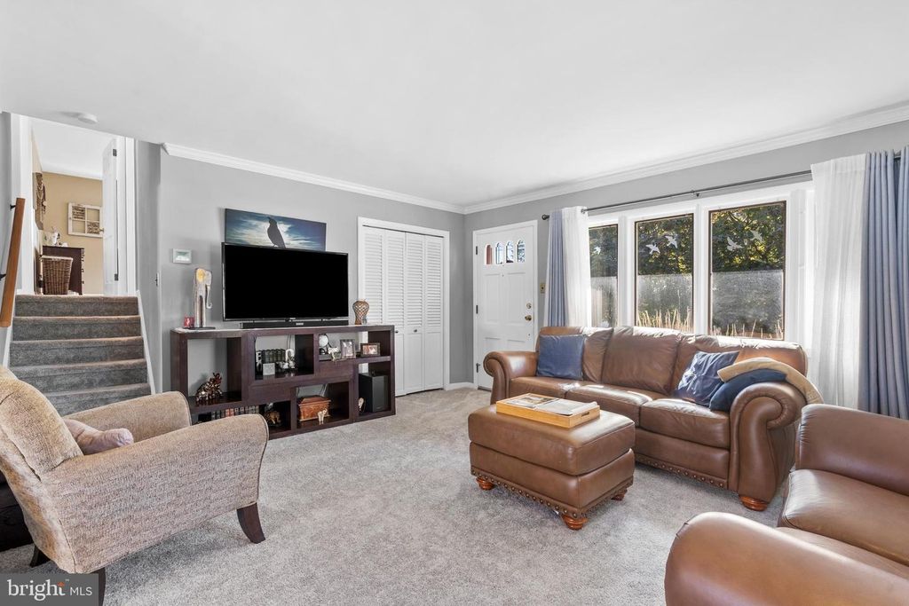 260 N CENTRAL BLVD, BROOMALL, PA 19008 — photo 4