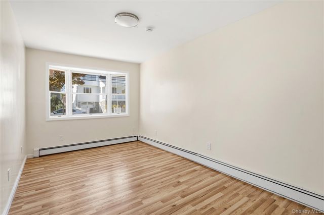 644 S 8th Street, Lindenhurst, NY 11757