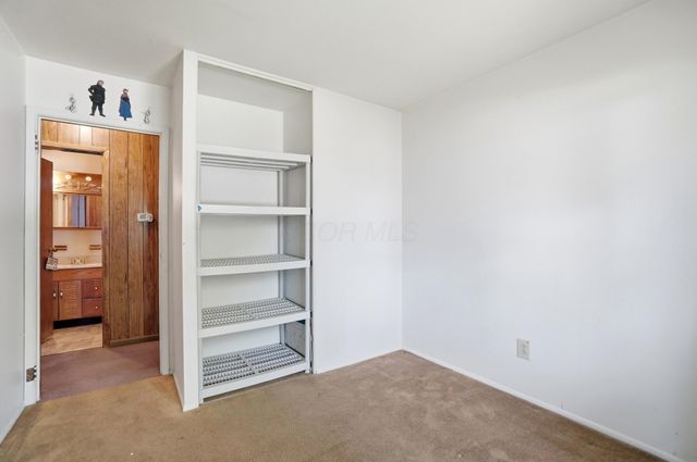 4681 Henley Avenue, Columbus, OH 43228