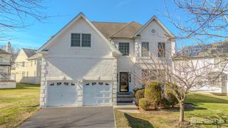 62 Greylynne Drive, Princeton, NJ 08540