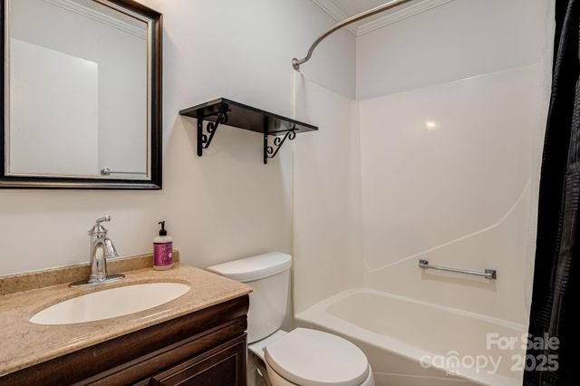 15 Lake Drive D2, Laurel Park, NC 28739