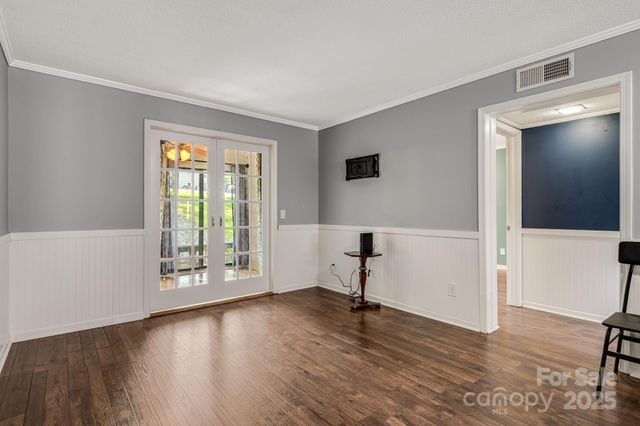 15 Lake Drive D2, Laurel Park, NC 28739