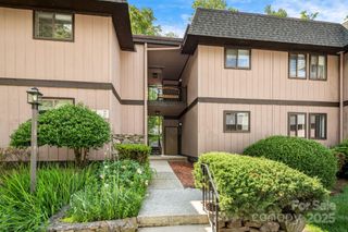 15 Lake Drive D2, Laurel Park, NC 28739