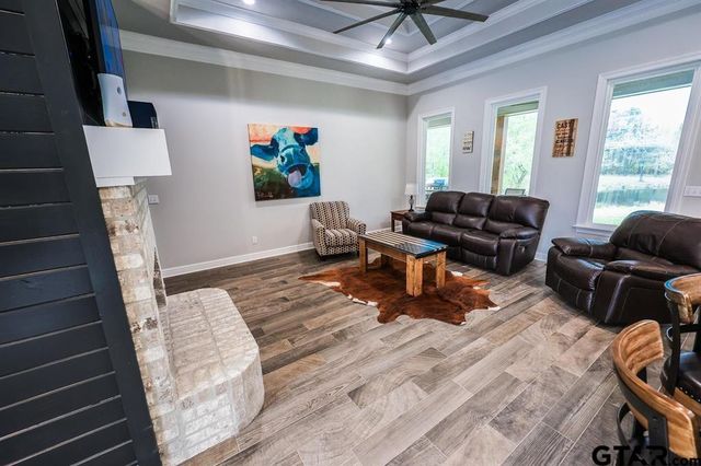 845 FM 31, Deberry, TX 75639