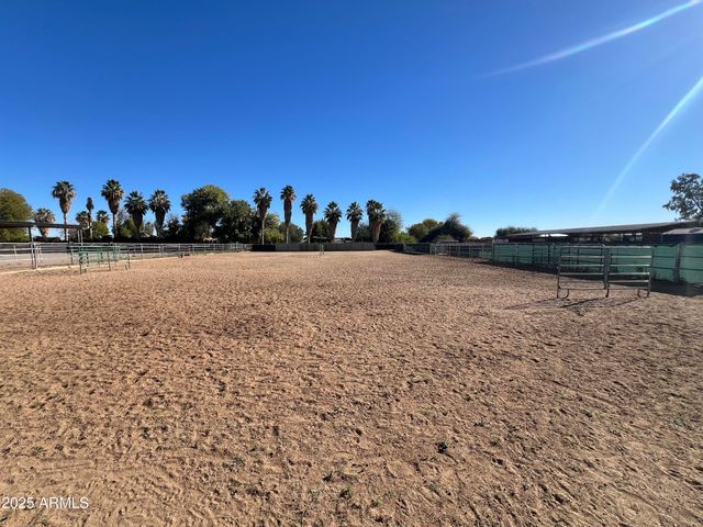 7431 N ALSUP Avenue, Litchfield Park, AZ 85340