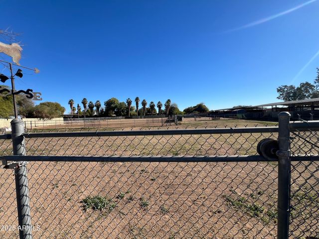 7431 N ALSUP Avenue, Litchfield Park, AZ 85340