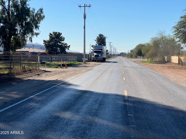 7431 N ALSUP Avenue, Litchfield Park, AZ 85340