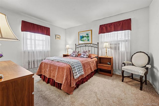 95 Rhodes Avenue, Hempstead, NY 11550