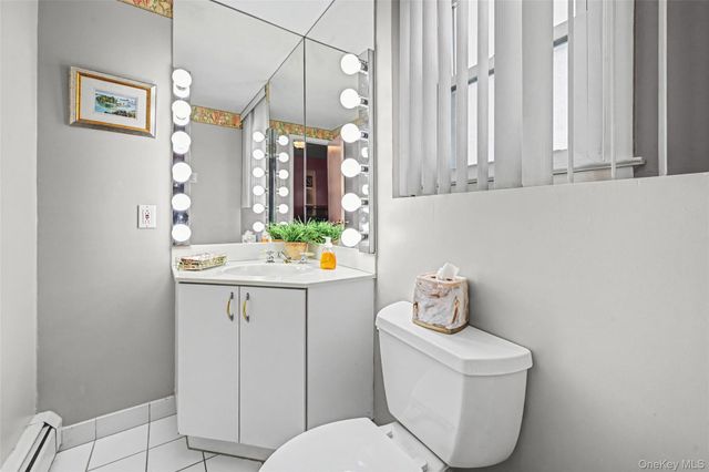 95 Rhodes Avenue, Hempstead, NY 11550