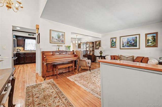 95 Rhodes Avenue, Hempstead, NY 11550