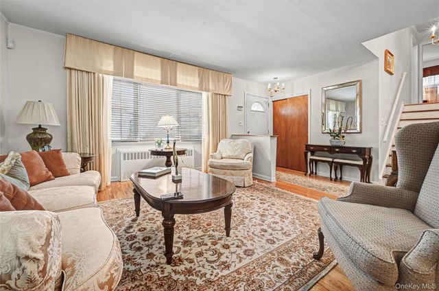 95 Rhodes Avenue, Hempstead, NY 11550