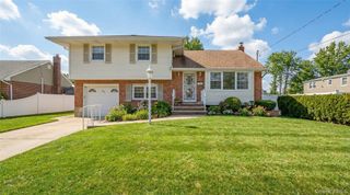 95 Rhodes Avenue, Hempstead, NY 11550