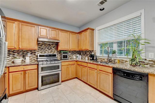 515 Friars Head Drive, Suwanee, GA 30024