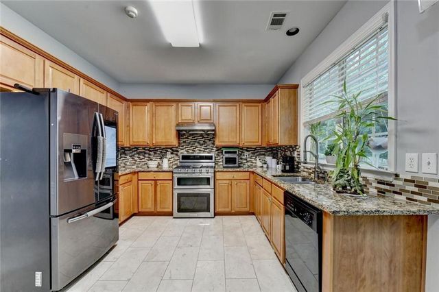 515 Friars Head Drive, Suwanee, GA 30024
