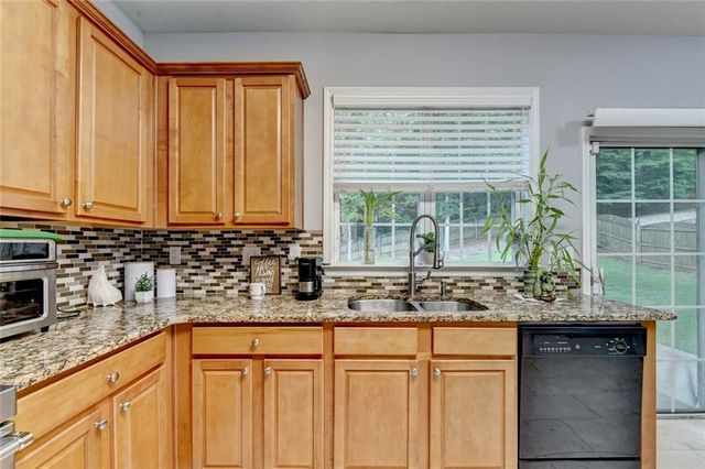 515 Friars Head Drive, Suwanee, GA 30024