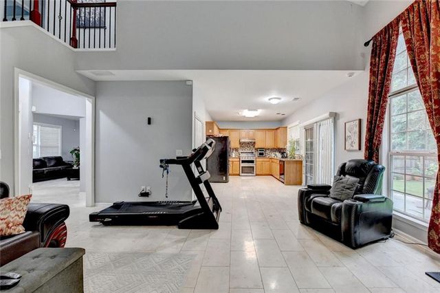 515 Friars Head Drive, Suwanee, GA 30024