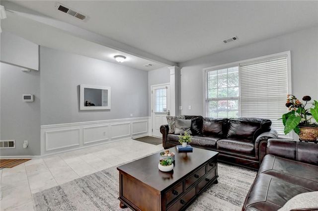 515 Friars Head Drive, Suwanee, GA 30024