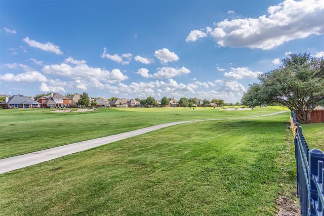 1305 Canyon Creek Drive, Mckinney, TX 75072