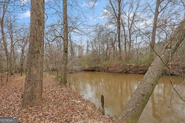 218 N Ole Hickory Trail, Carrollton, GA 30117