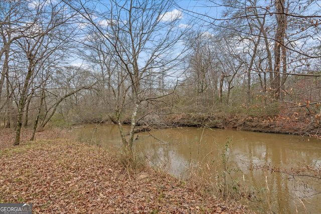 218 N Ole Hickory Trail, Carrollton, GA 30117