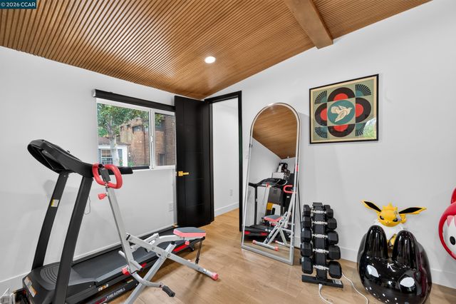 4261 division st, Los Angeles, CA 90065