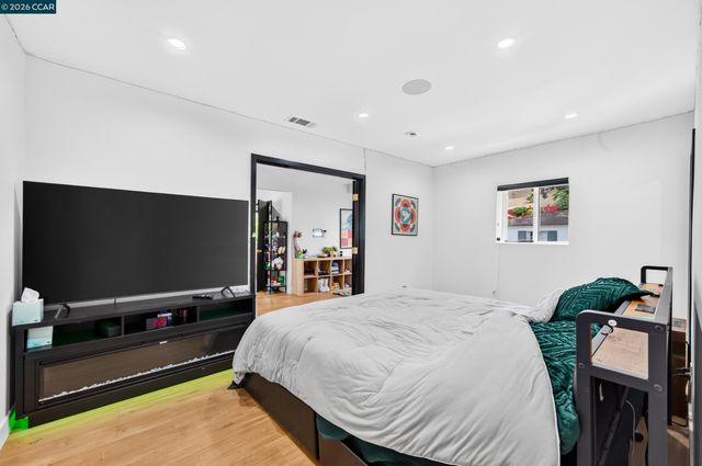 4261 division st, Los Angeles, CA 90065