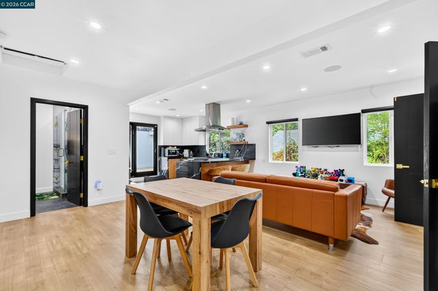 4261 division st, Los Angeles, CA 90065