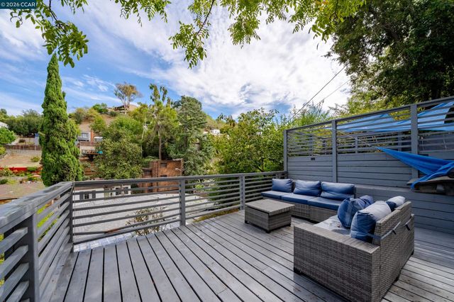 4261 division st, Los Angeles, CA 90065