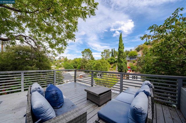 4261 division st, Los Angeles, CA 90065