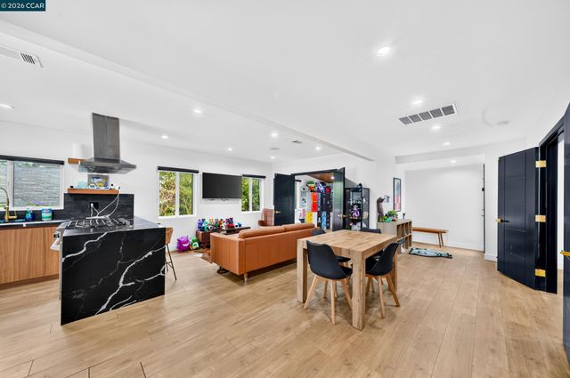 4261 division st, Los Angeles, CA 90065
