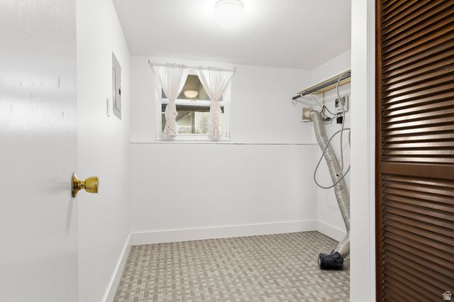 2676 W 6050 S, Roy, UT 84067