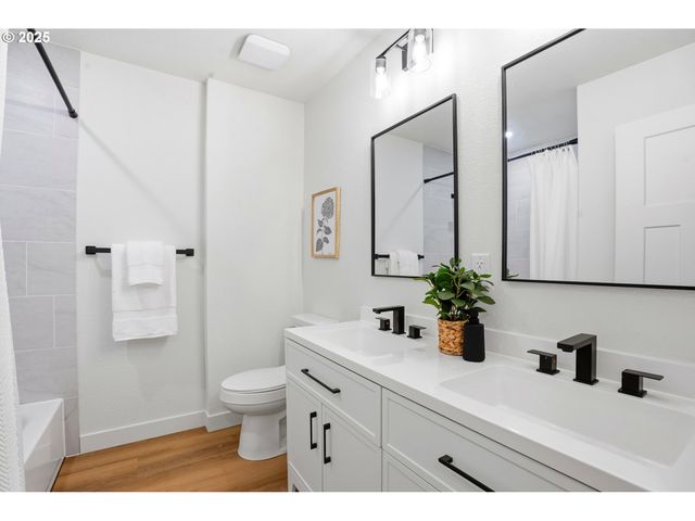 5189 Se LA MESA Way, Milwaukie, OR 97267