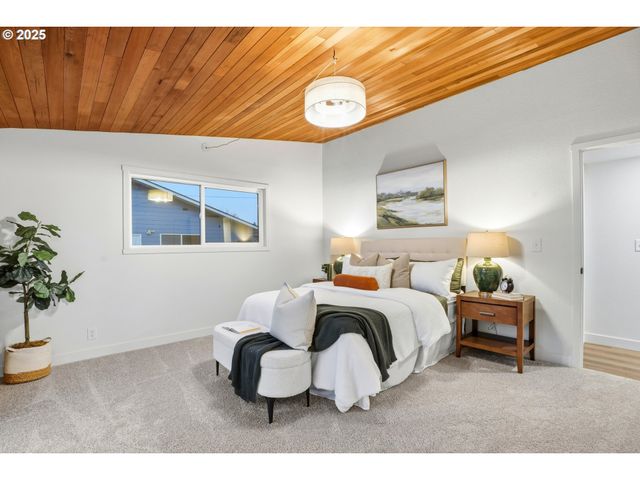 5189 Se LA MESA Way, Milwaukie, OR 97267