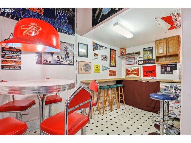 5189 Se LA MESA Way, Milwaukie, OR 97267