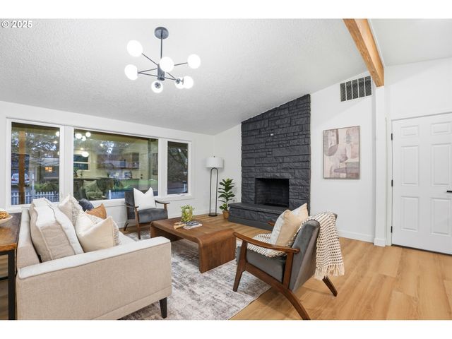 5189 Se LA MESA Way, Milwaukie, OR 97267