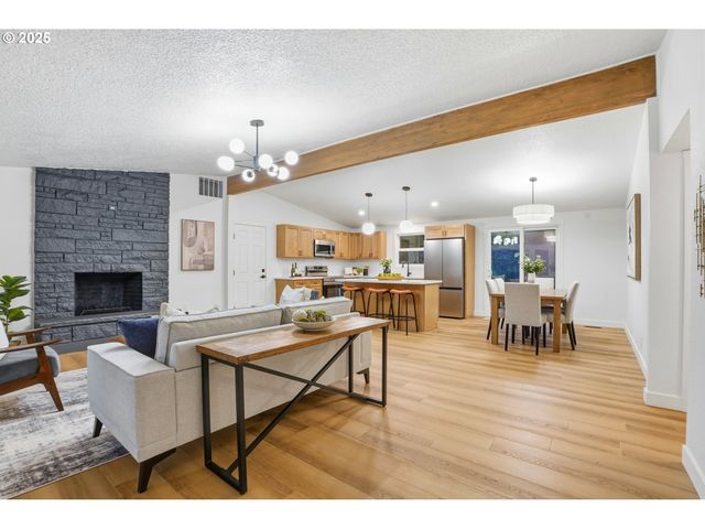 5189 Se LA MESA Way, Milwaukie, OR 97267